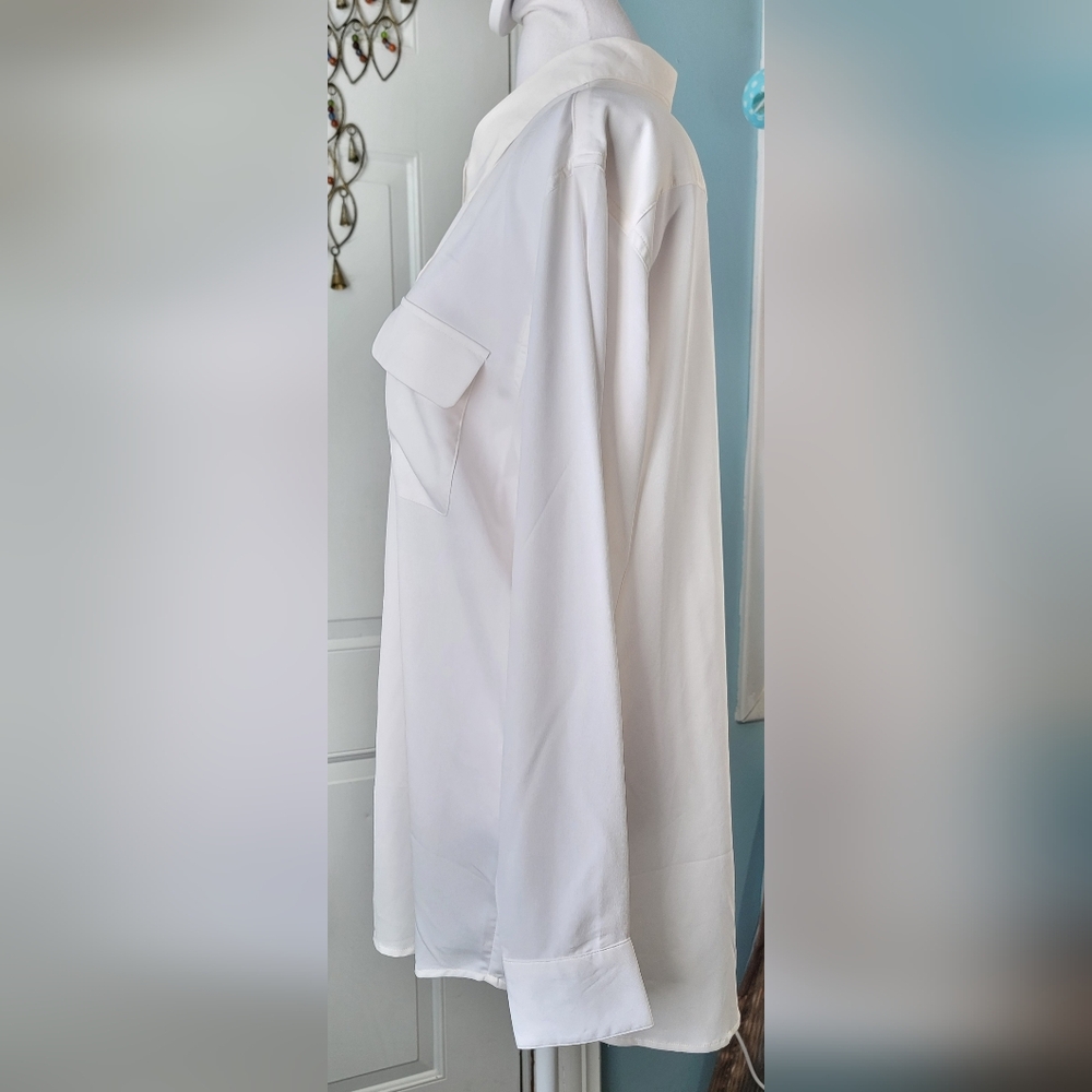 Boston Proper Button Up Blouse Women's 16 Cream Lightweight Oversized NWOT - Picture 2 of 10